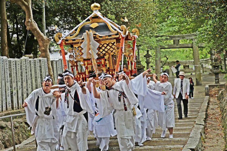 香春神社神幸祭 | たがわネット